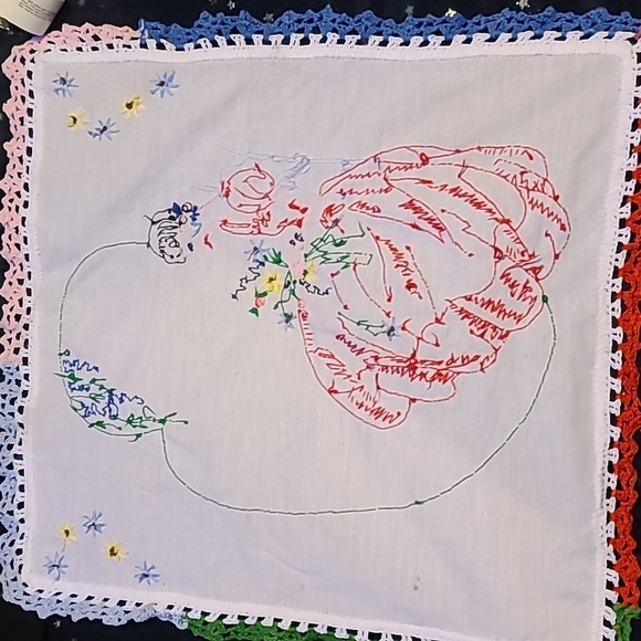 Hand Stitched Handkerchief Lady With Flowers - Picture 4 of 6